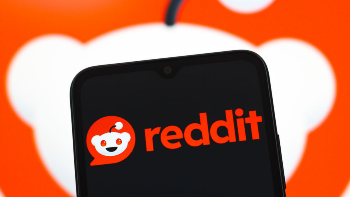 Reddit memperkenalkan verifikasi usia untuk pengguna Inggris
